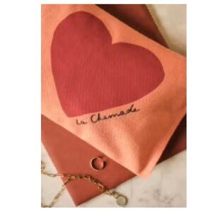 Sezane Heart make up Bag Clutch. Cotton.